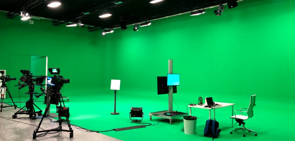 NEW AUDIOVISUAIS